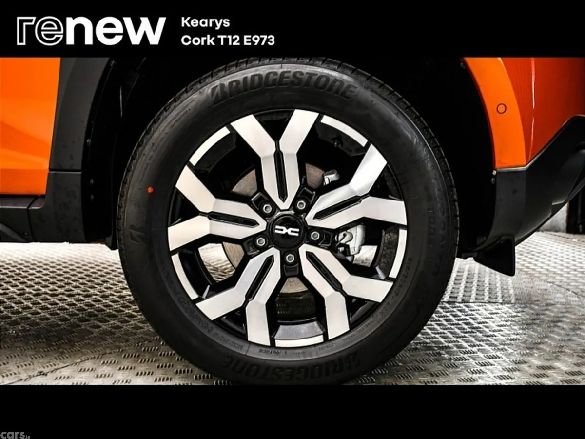 Dacia Duster SUV, Petrol, 2023, Orange