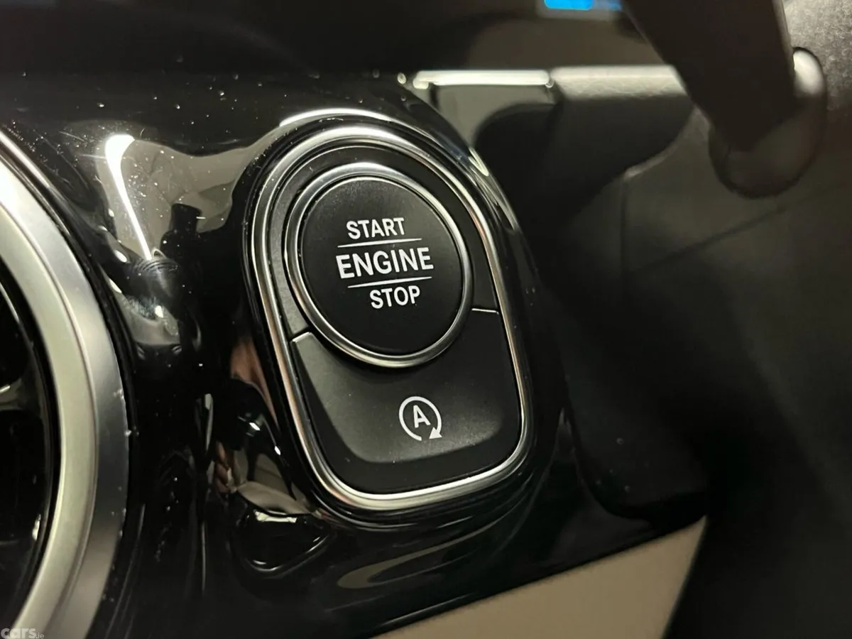 Mercedes-Benz GLA SUV, Diesel, 2022, Grey