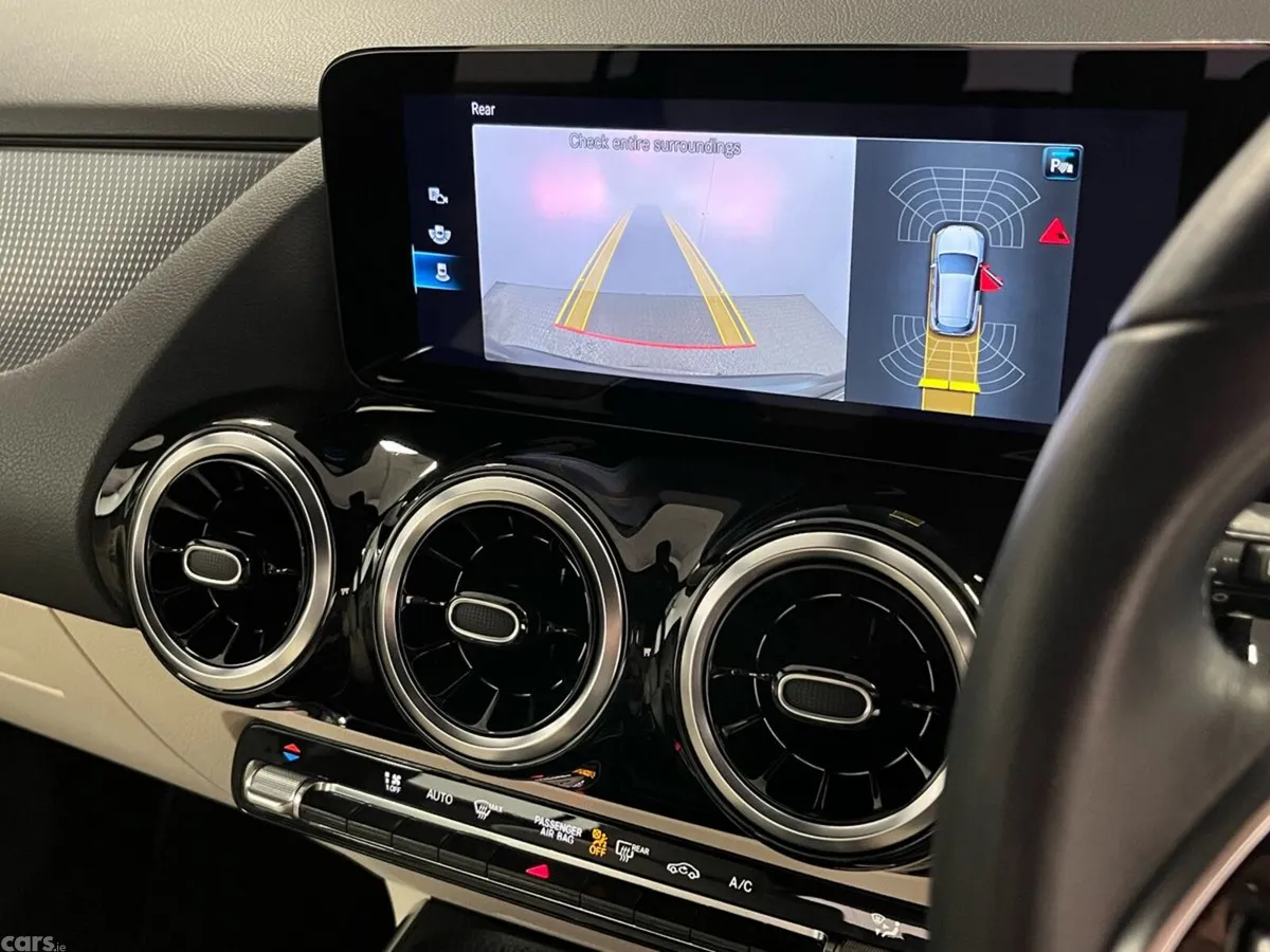 Mercedes-Benz GLA SUV, Diesel, 2022, Grey