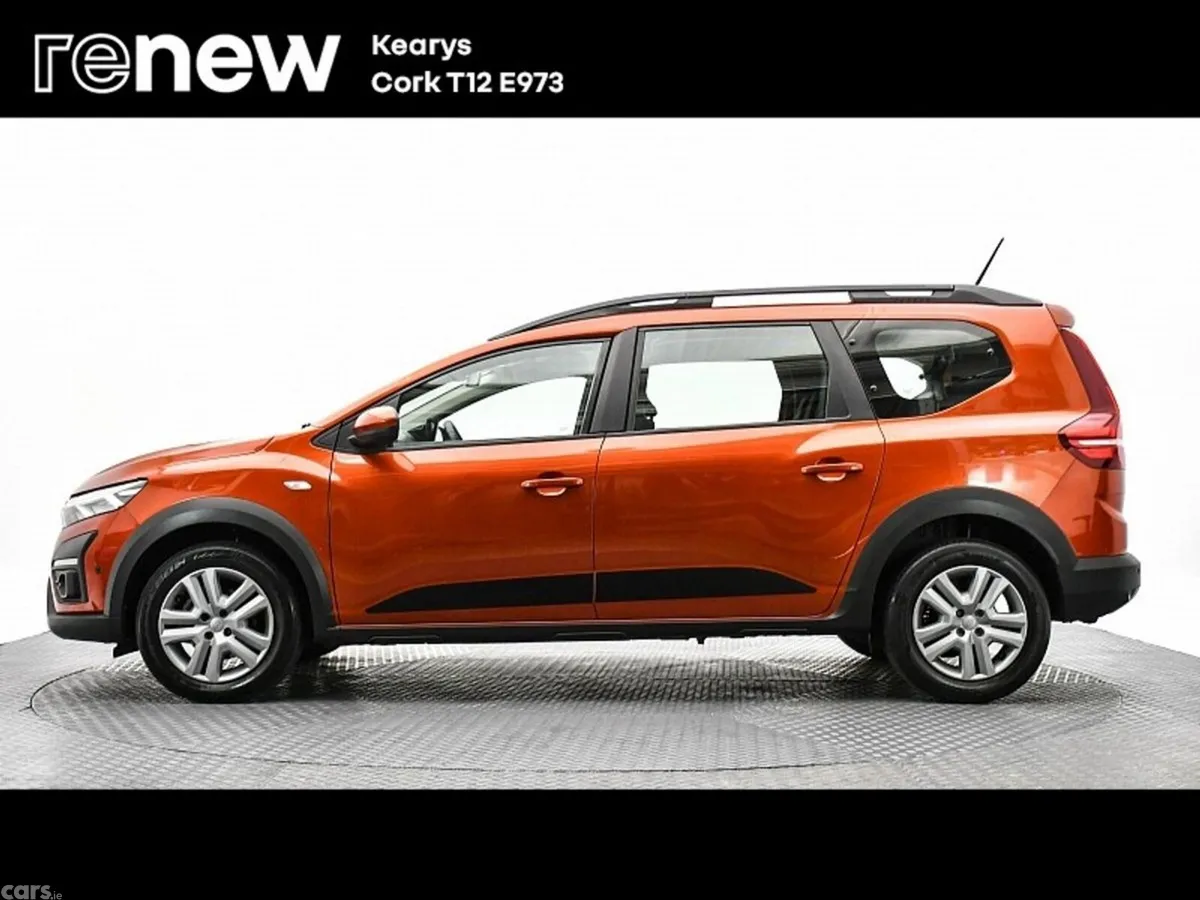 Dacia Jogger SUV, Petrol, 2023, Brown