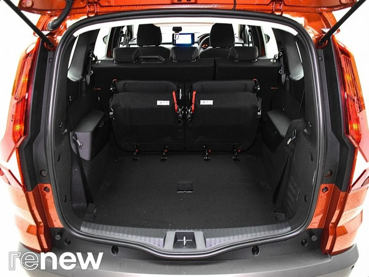 Dacia Jogger SUV, Petrol, 2023, Brown
