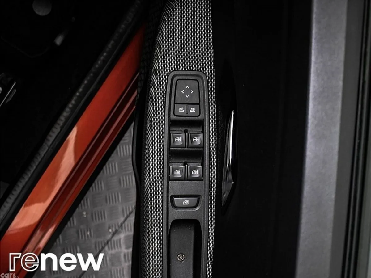 Dacia Jogger SUV, Petrol, 2023, Brown