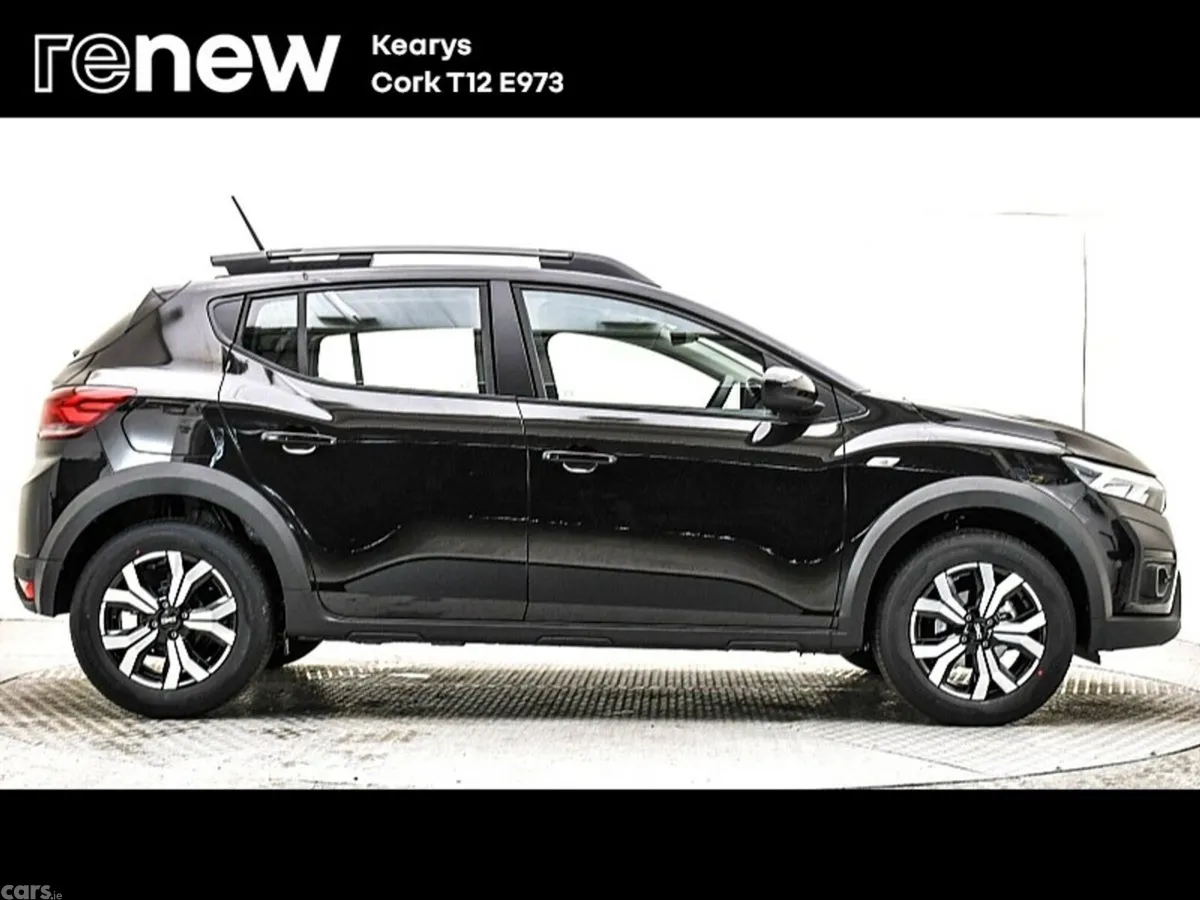 Dacia Sandero Stepway SUV, Petrol, 2024, Black