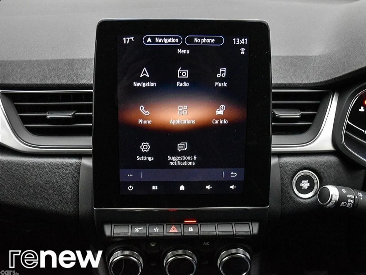 Renault Captur SUV, Petrol, 2022, Silver