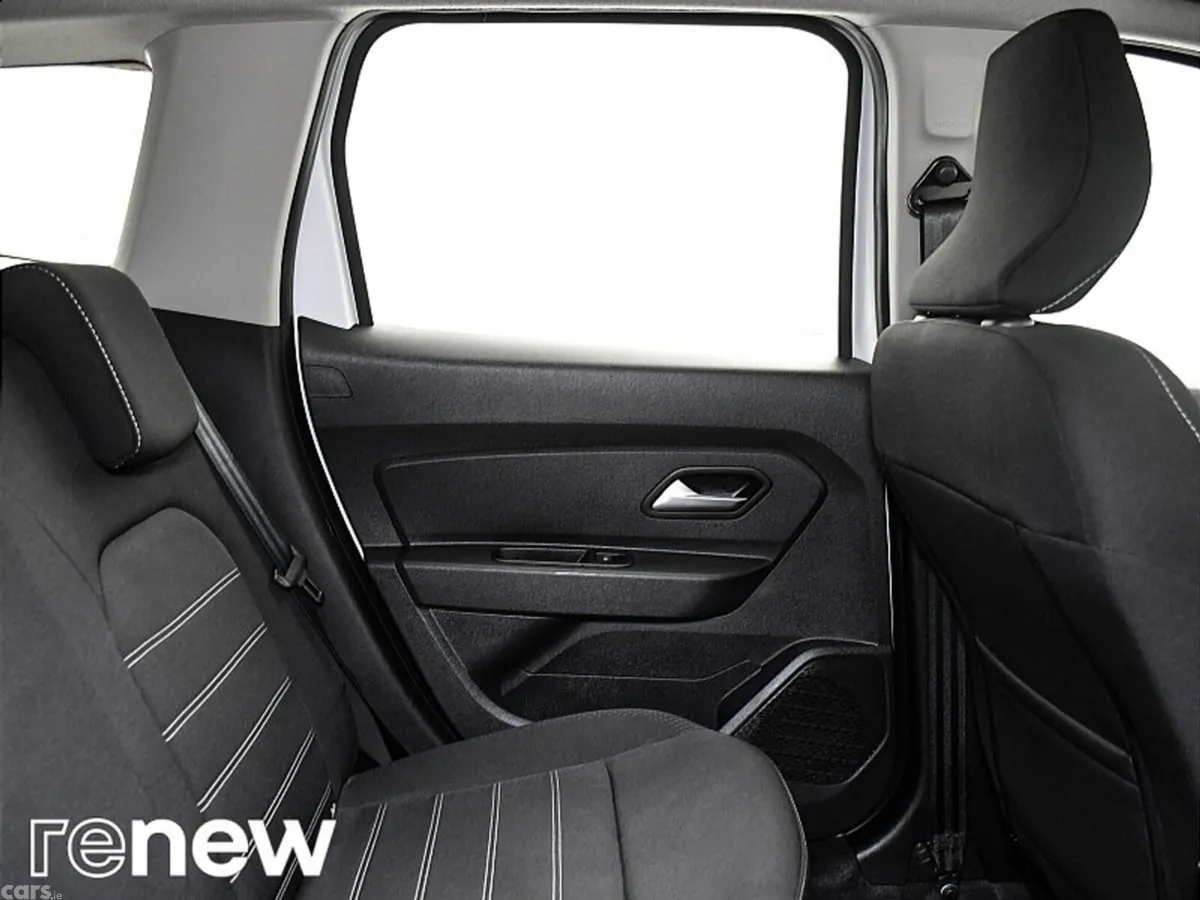 Dacia Duster SUV, Petrol, 2022, White