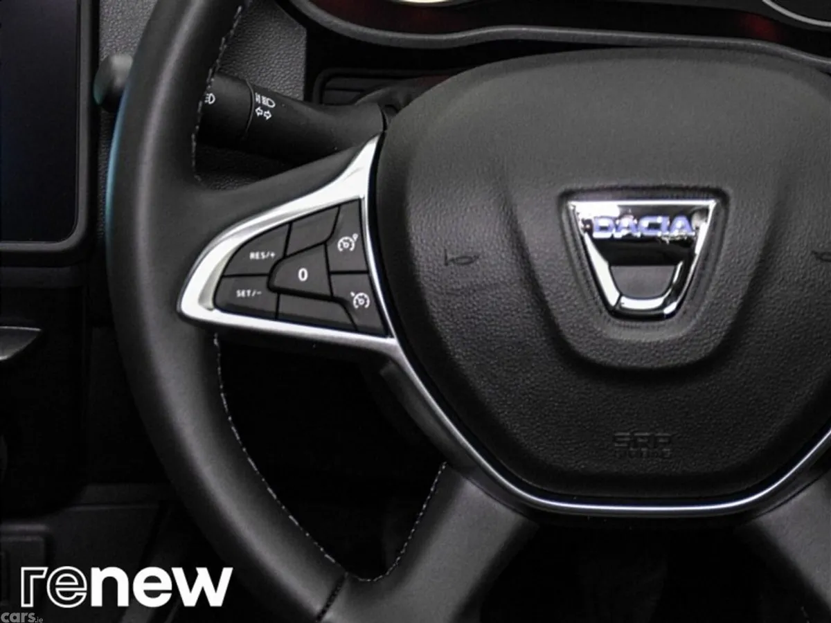 Dacia Duster SUV, Petrol, 2022, White