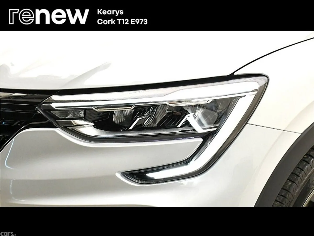 Renault Arkana SUV, Petrol Hybrid, 2023, White