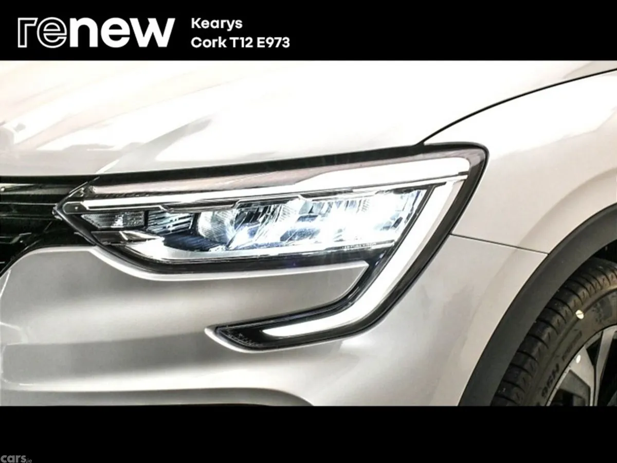 Renault Arkana SUV, Petrol Hybrid, 2023, White