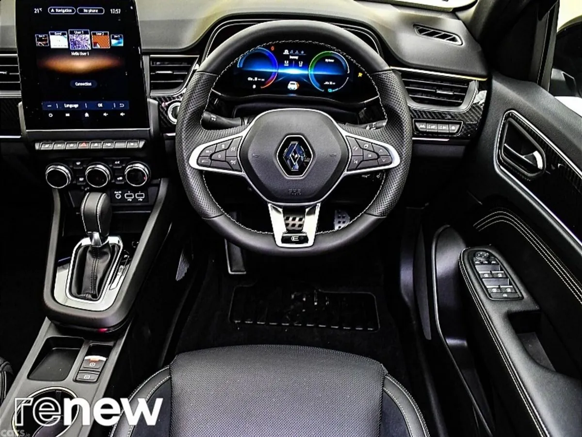 Renault Arkana SUV, Petrol Hybrid, 2023, White