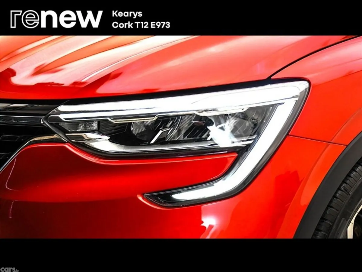 Renault Arkana SUV, Petrol Hybrid, 2022, Red