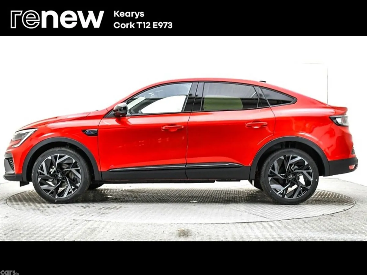 Renault Arkana SUV, Petrol, 2024, Red
