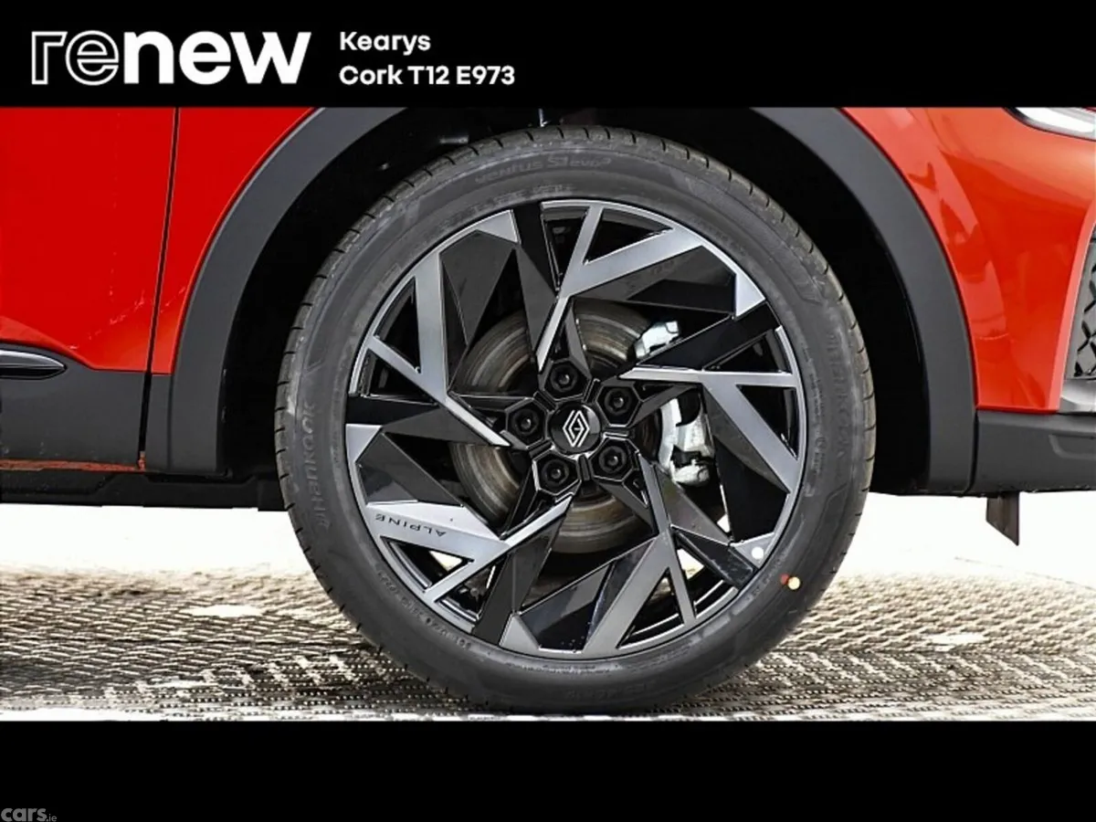 Renault Arkana SUV, Petrol, 2024, Red