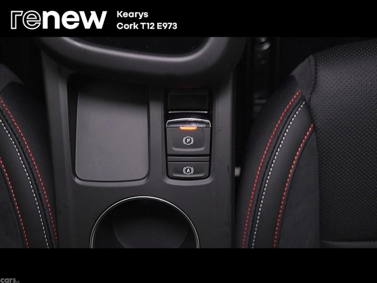 Renault Arkana SUV, Petrol, 2022, Red