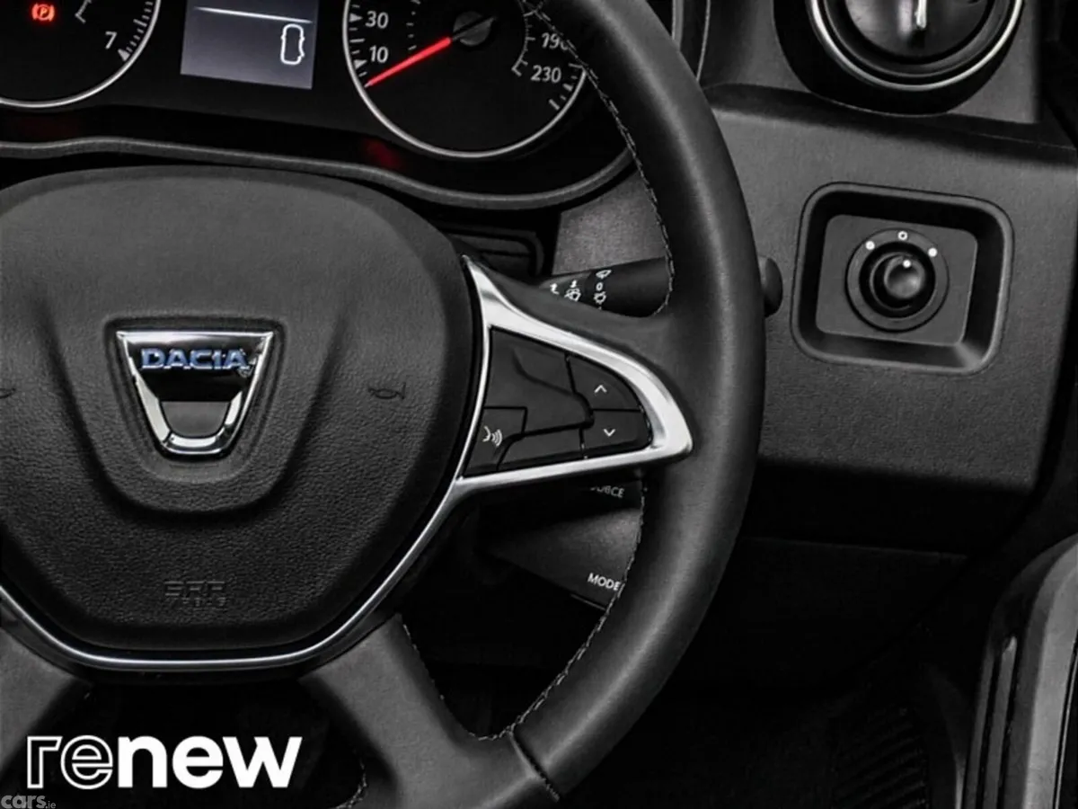 Dacia Duster SUV, Diesel, 2023, Grey