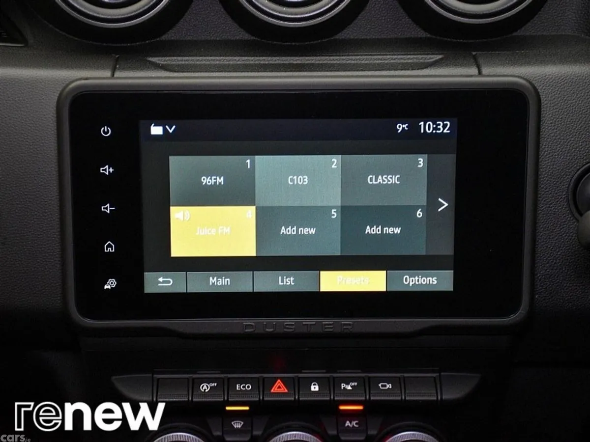 Dacia Duster SUV, Petrol, 2023, Orange