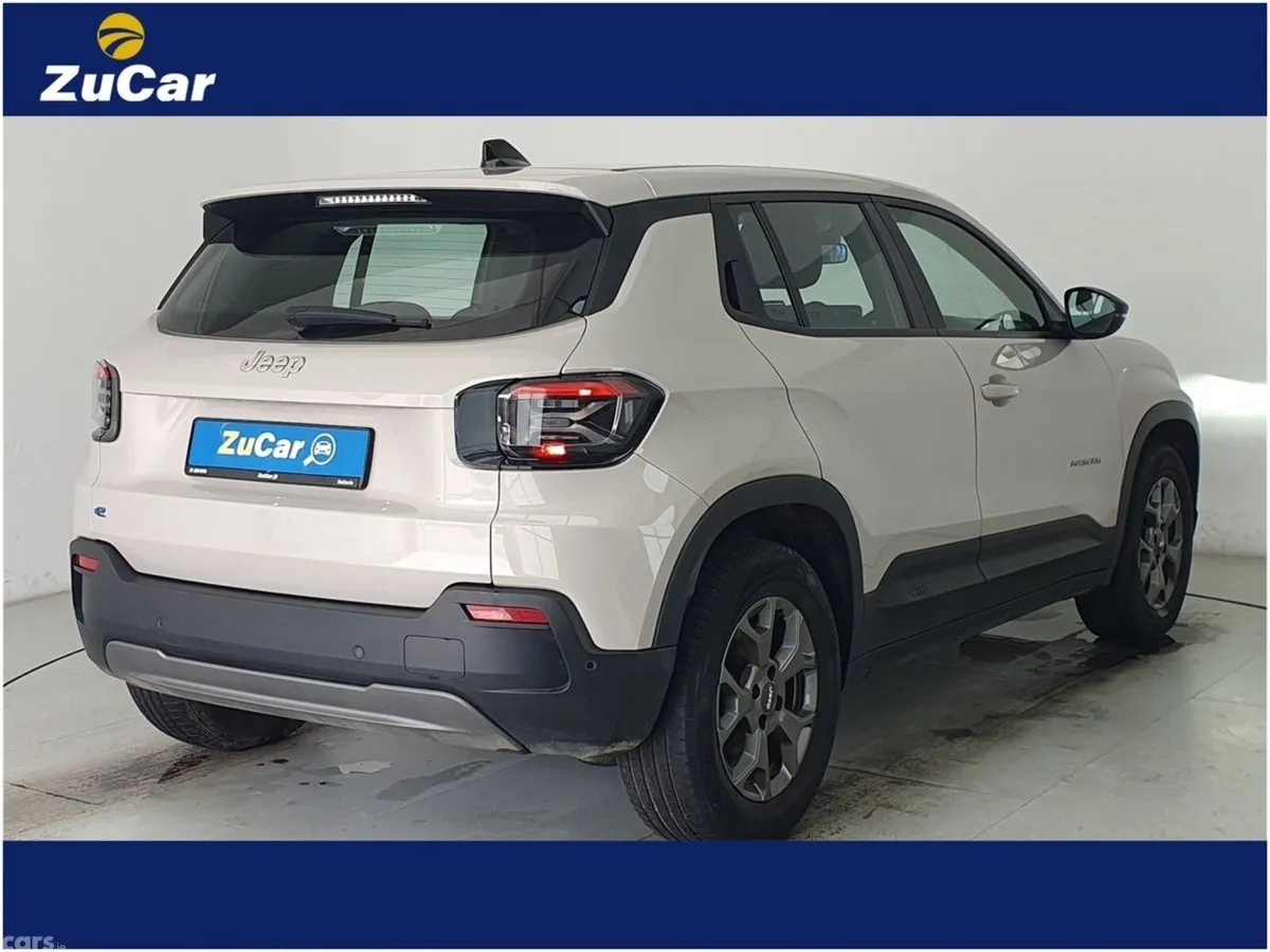 Jeep Avenger SUV, Electric, 2024, Beige
