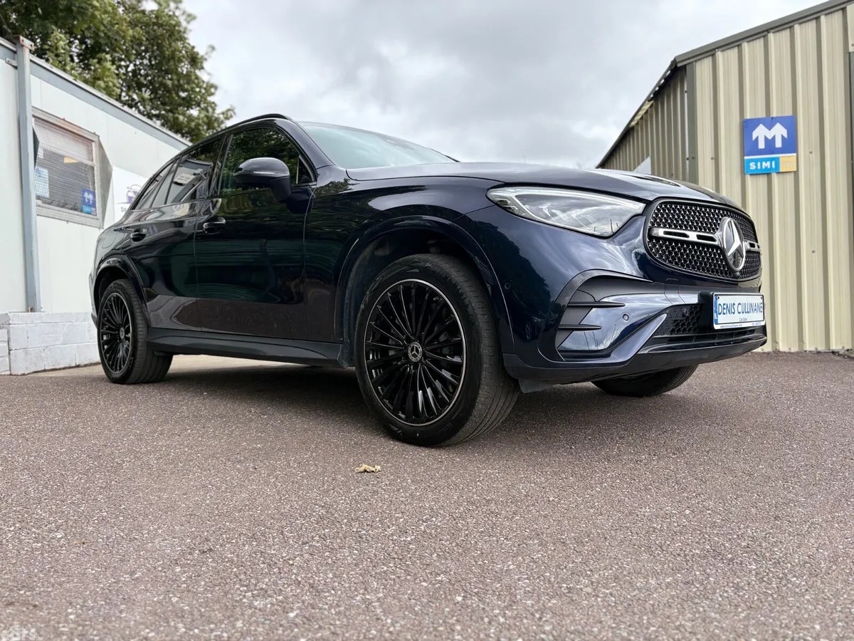 Mercedes-Benz GLC SUV, Petrol Hybrid, 2024, Blue