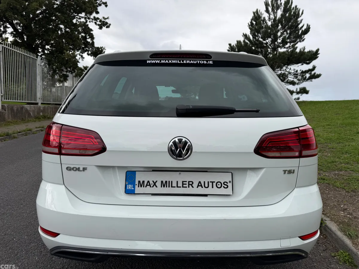 Volkswagen Golf Estate, Petrol, 2018, White