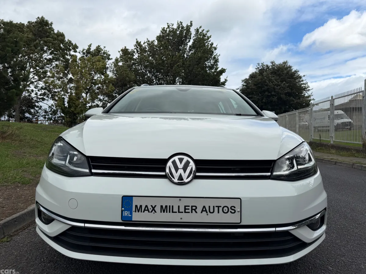 Volkswagen Golf Estate, Petrol, 2018, White
