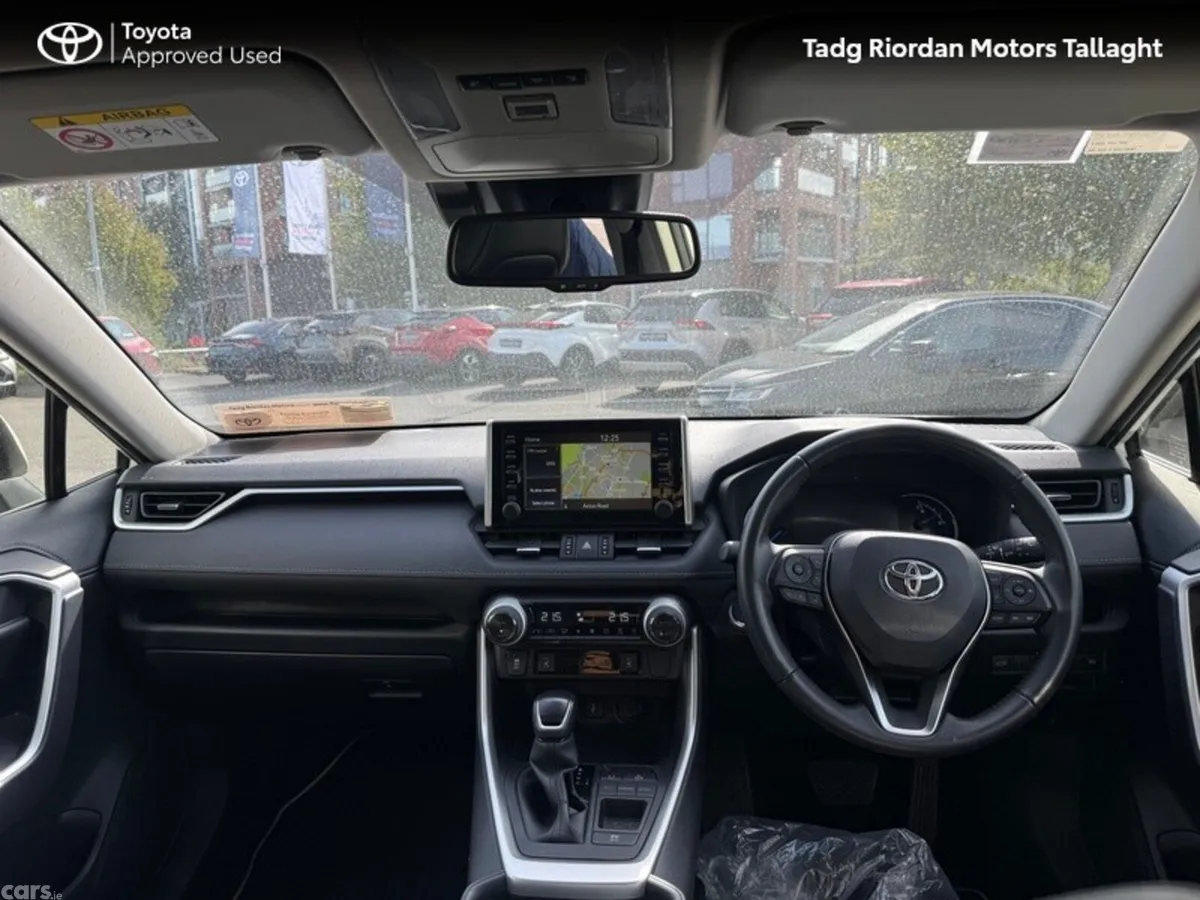 Toyota RAV4 SUV, Petrol Hybrid, 2022, White