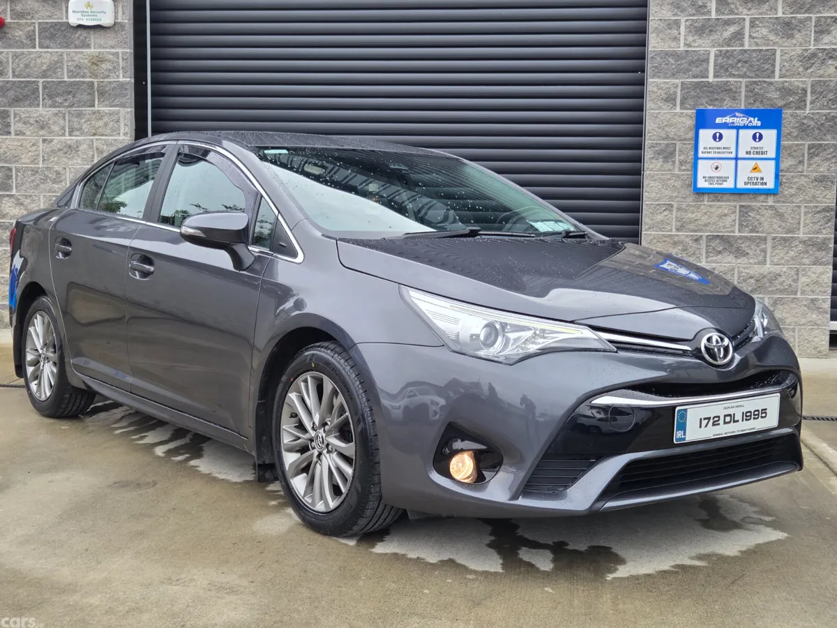 Toyota Avensis Saloon, Diesel, 2017, Grey