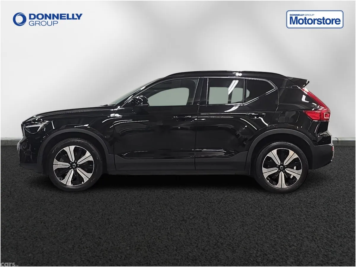 Volvo XC40 SUV, Electric, 2022, Black