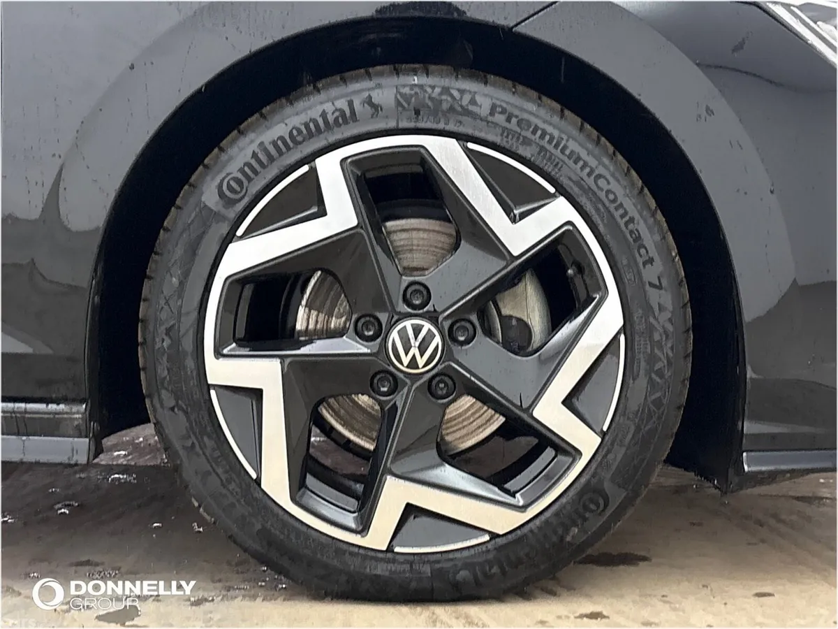 Volkswagen Golf Hatchback, Petrol, 2025, Black