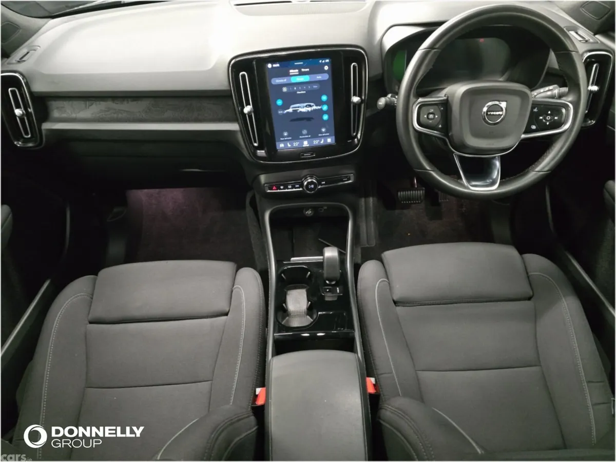 Volvo XC40 SUV, Electric, 2022, Black