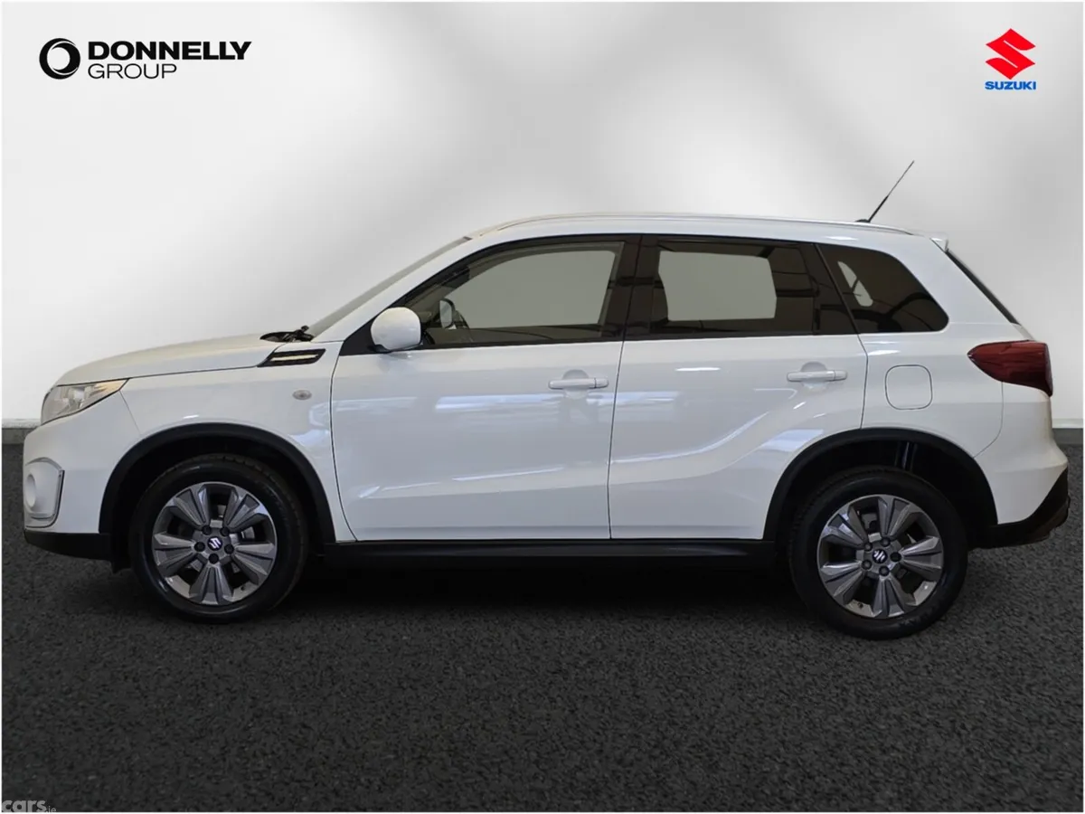 Suzuki Vitara SUV, Petrol, 2019, White