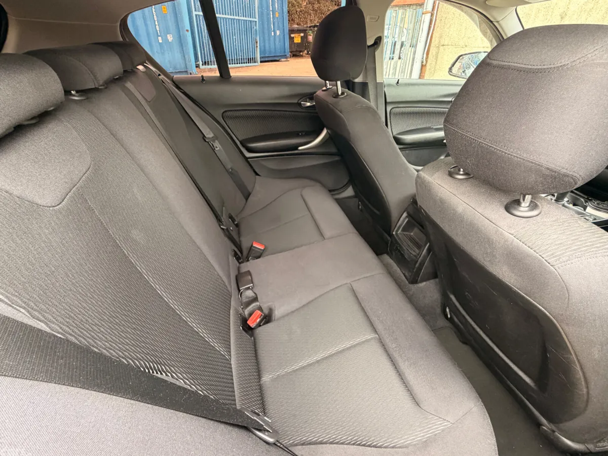 BMW 1-Series Hatchback, Diesel, 2013, Grey