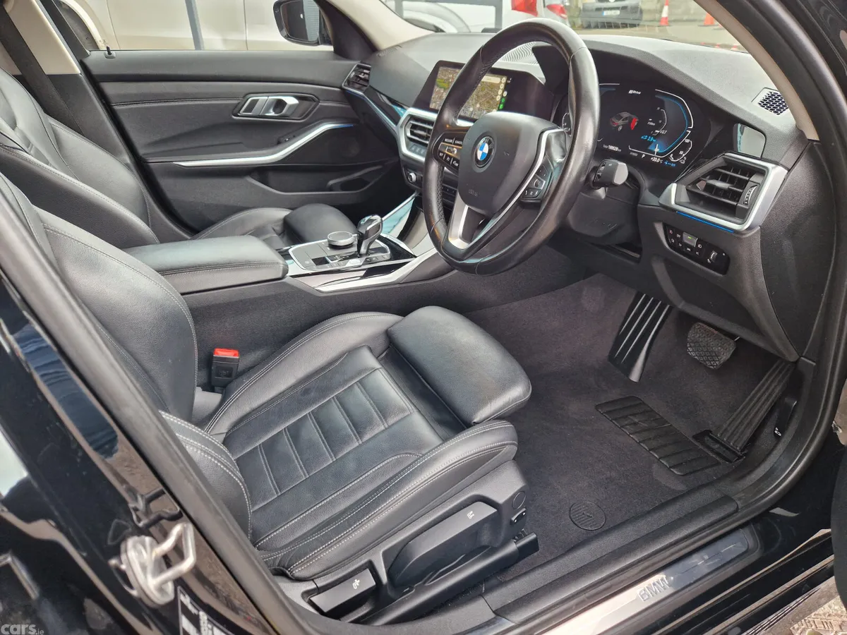 BMW 3-Series Saloon, Petrol Plug-in Hybrid, 2021, Black