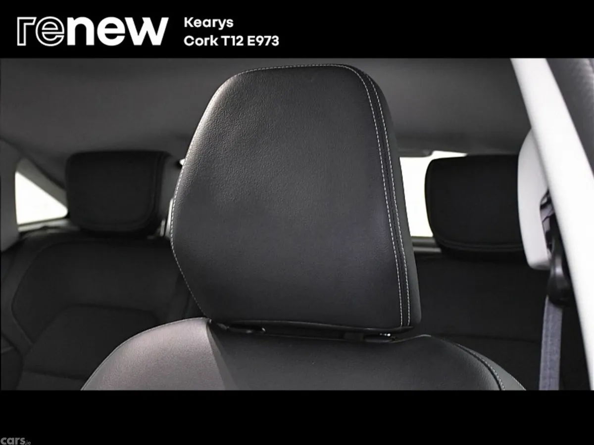 Renault Arkana SUV, Petrol, 2023, White
