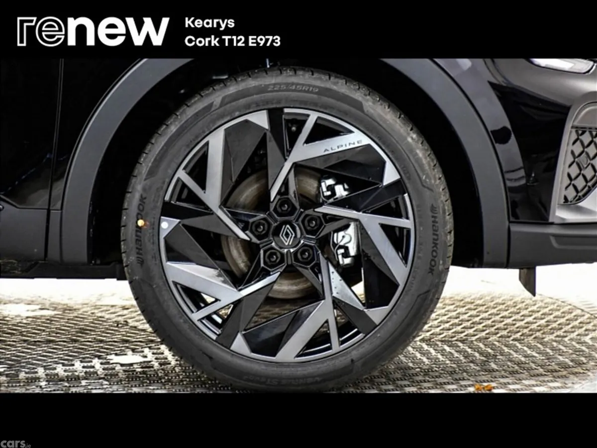 Renault Arkana SUV, Petrol, 2024, Black