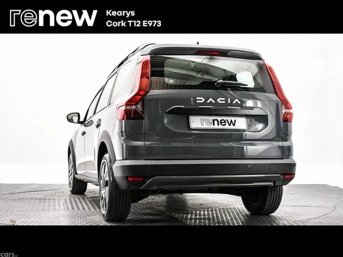 Dacia Jogger SUV, Petrol, 2025, Grey