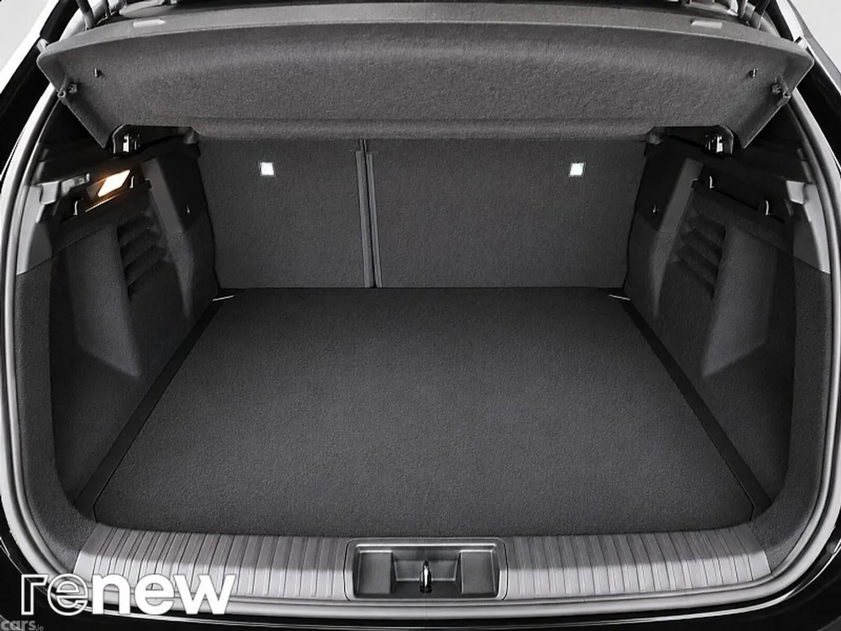 Renault Symbioz SUV, Petrol, 2026, Black
