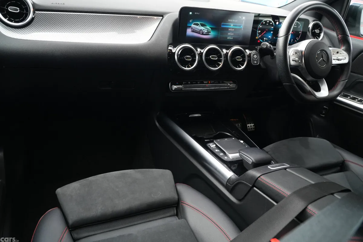 Mercedes-Benz B-Class Hatchback, Diesel, 2021, Black