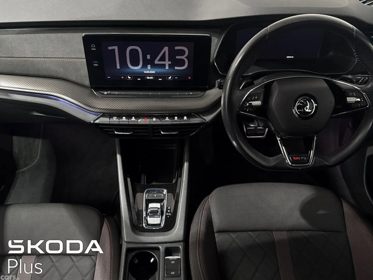 Skoda Octavia Saloon, Diesel, 2022, Black