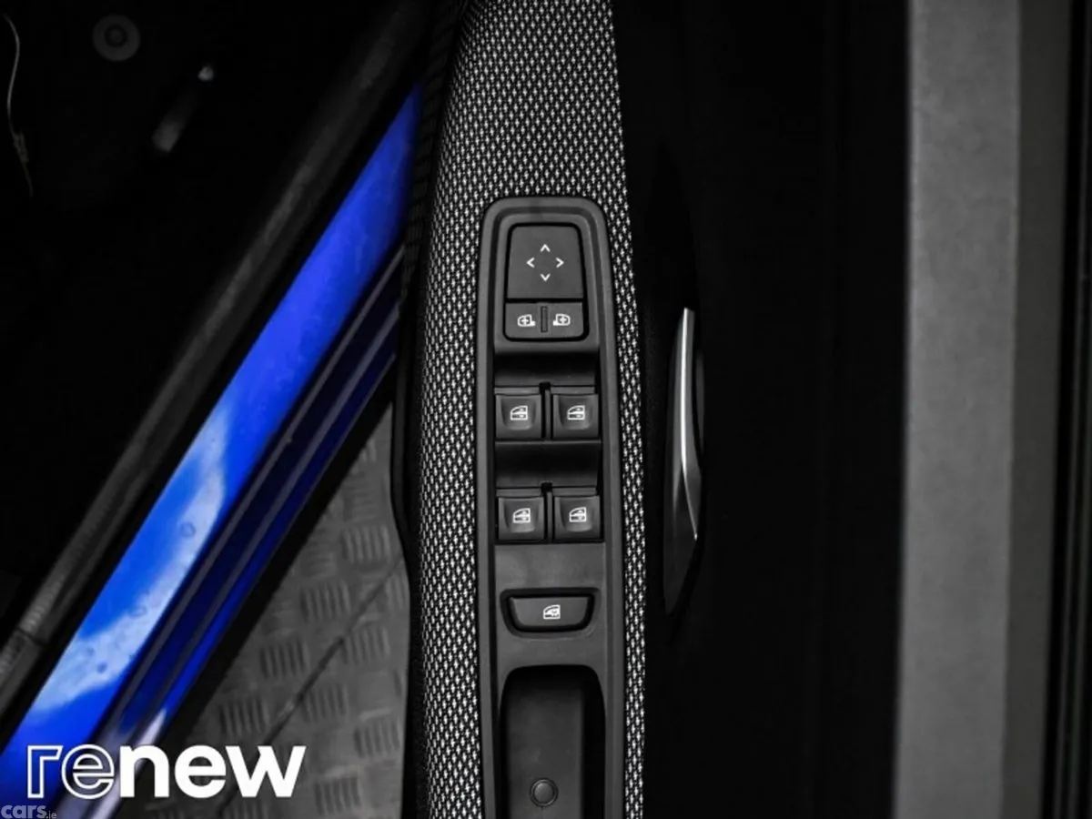 Dacia Sandero Stepway SUV, Petrol, 2026, Blue
