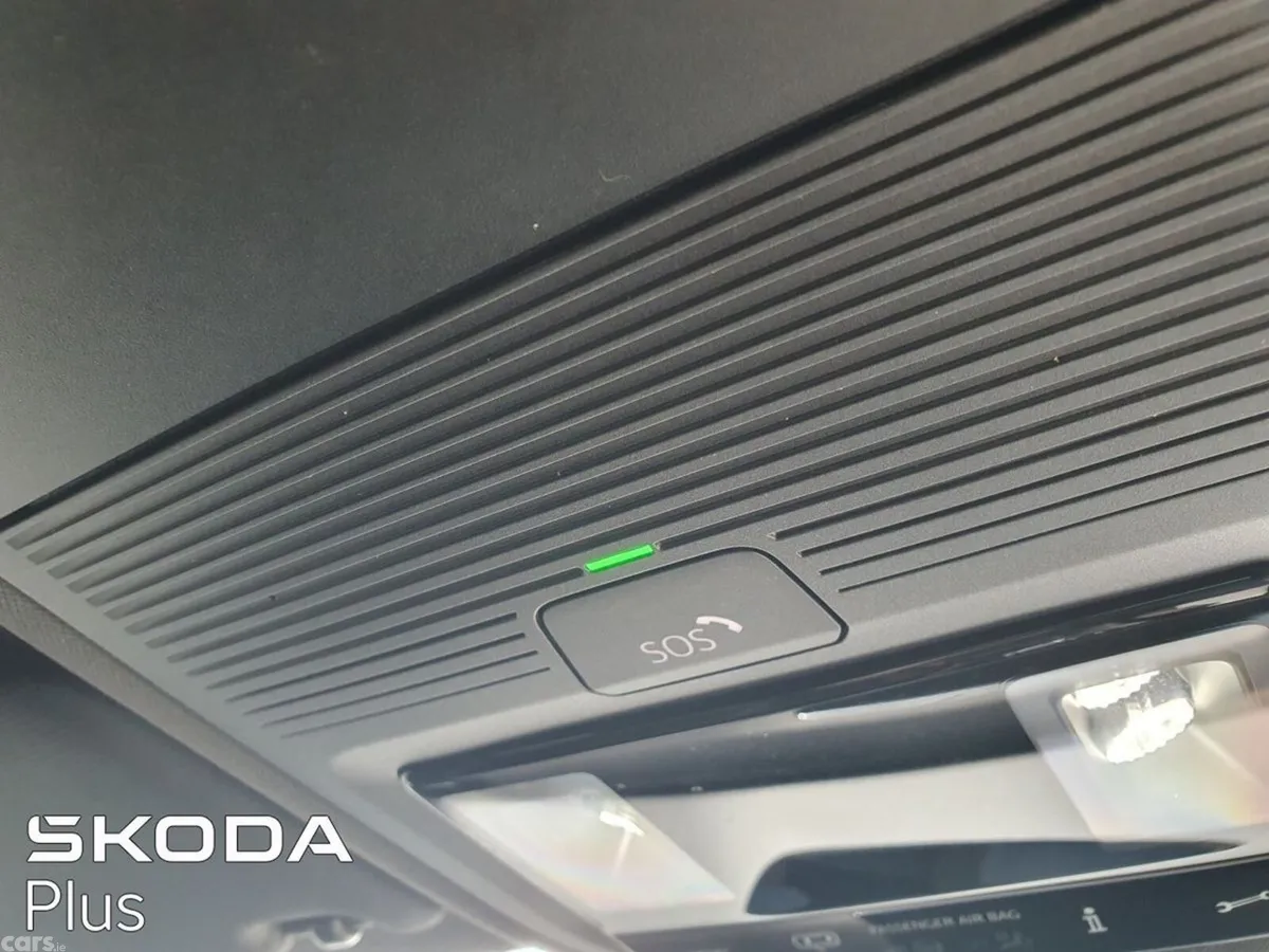 Skoda Octavia Saloon, Diesel, 2022, Black