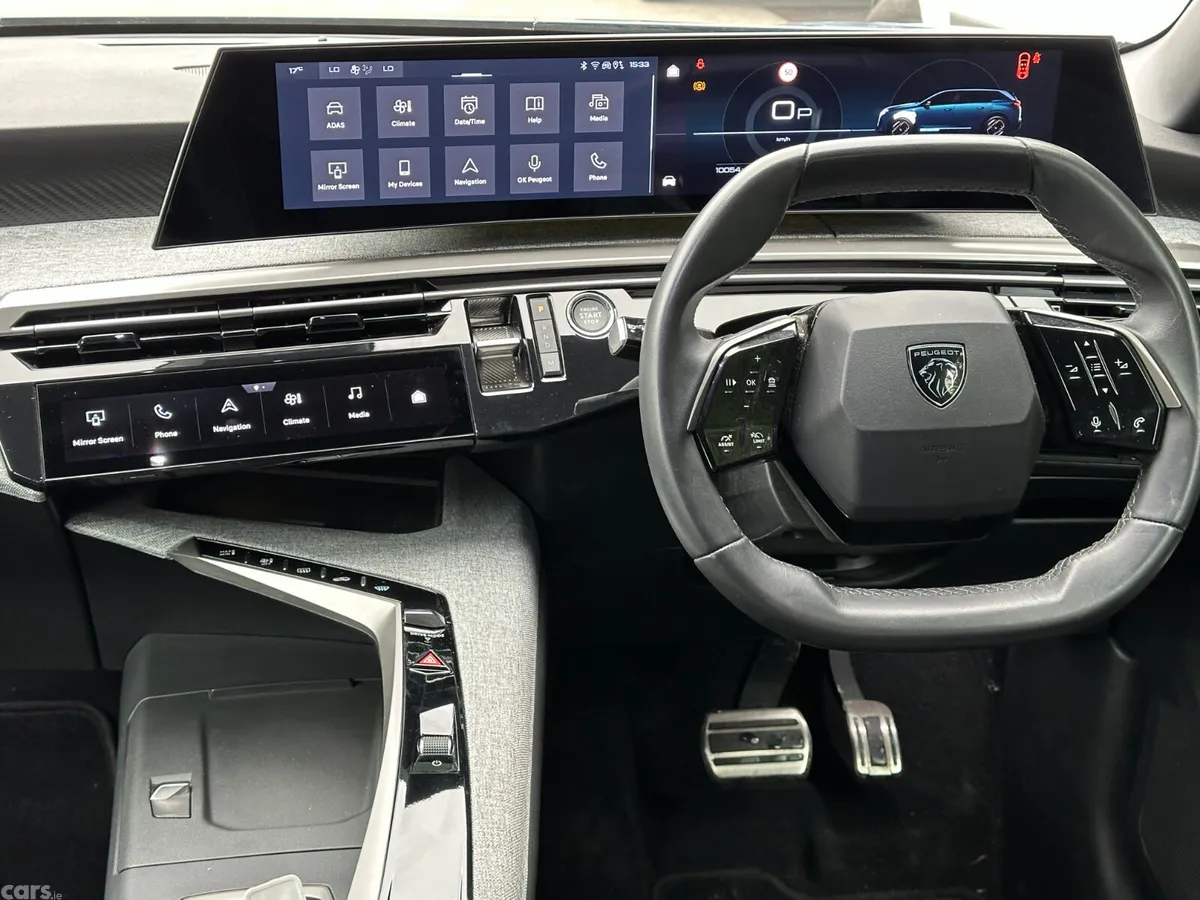 Peugeot 5008 MPV, Petrol, 2026, Blue