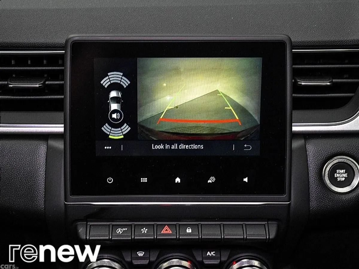 Renault Captur SUV, Petrol, 2023, Red