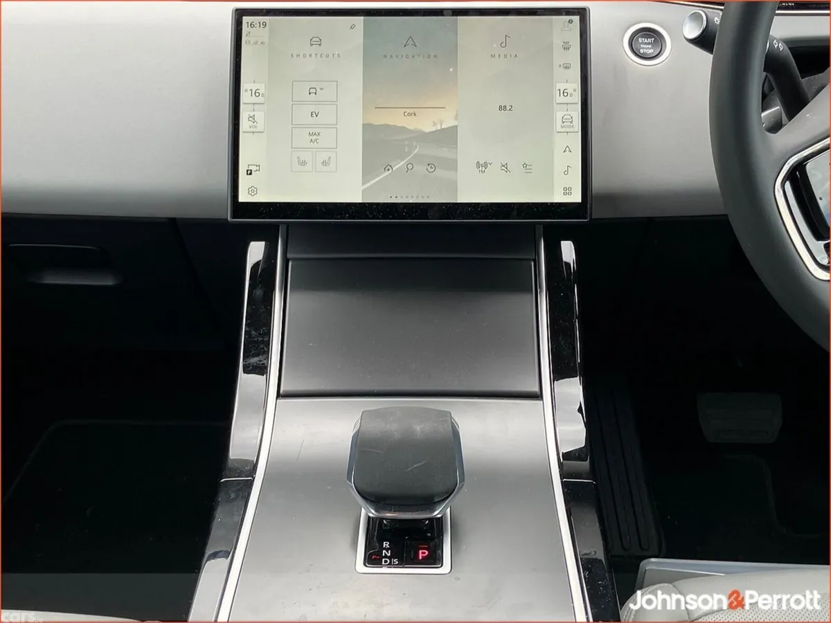 Land Rover Range Rover Evoque SUV, Petrol Plug-in Hybrid, 2026, Grey