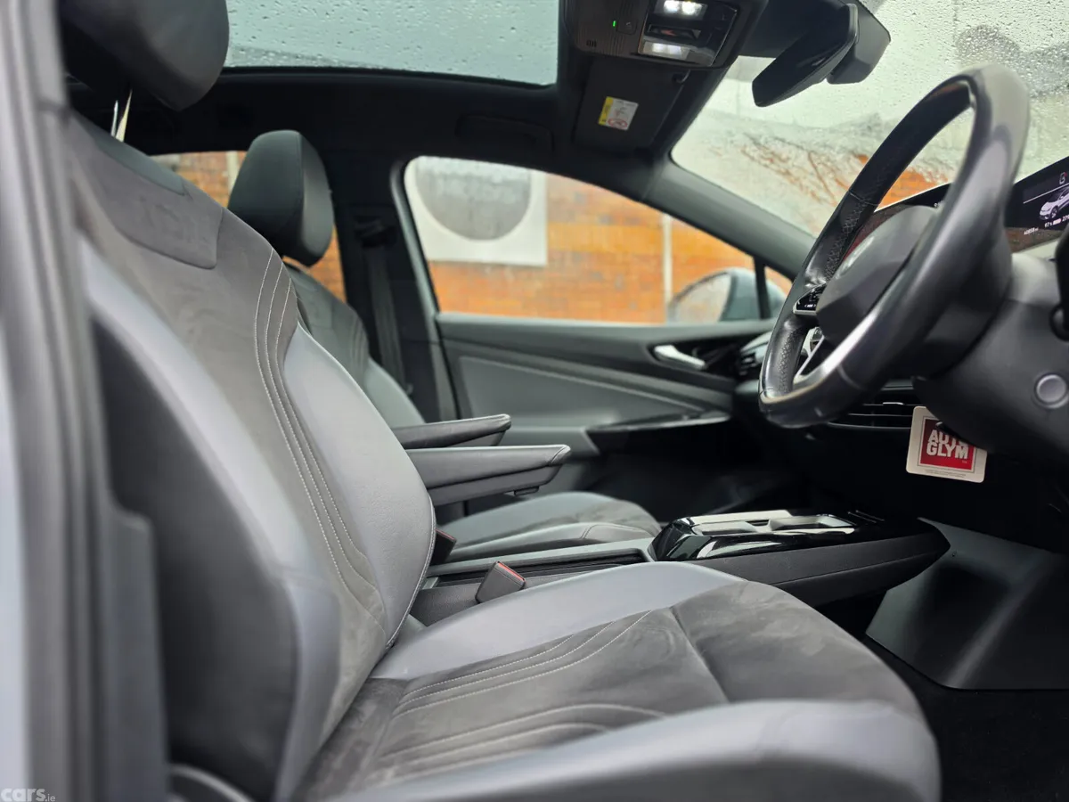 Volkswagen ID.5 SUV, Electric, 2023, Grey