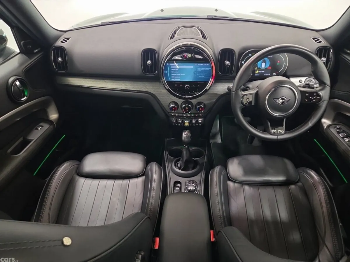 Mini Cooper Hatchback, Petrol Plug-in Hybrid, 2023, Green