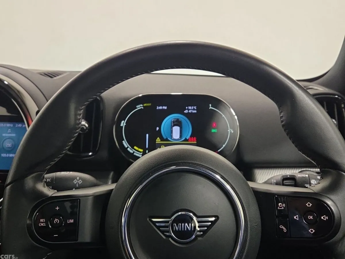 Mini Cooper Hatchback, Petrol Plug-in Hybrid, 2023, Green