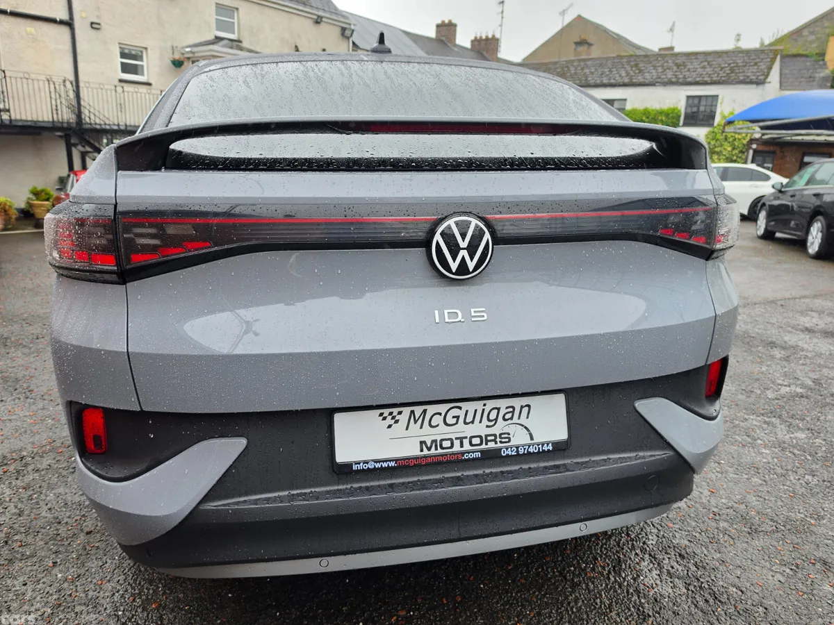 Volkswagen ID.5 SUV, Electric, 2023, Grey