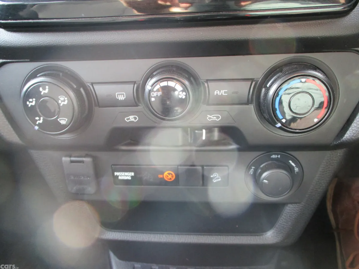 Isuzu D-Max Pick Up, Diesel, 2022, Grey