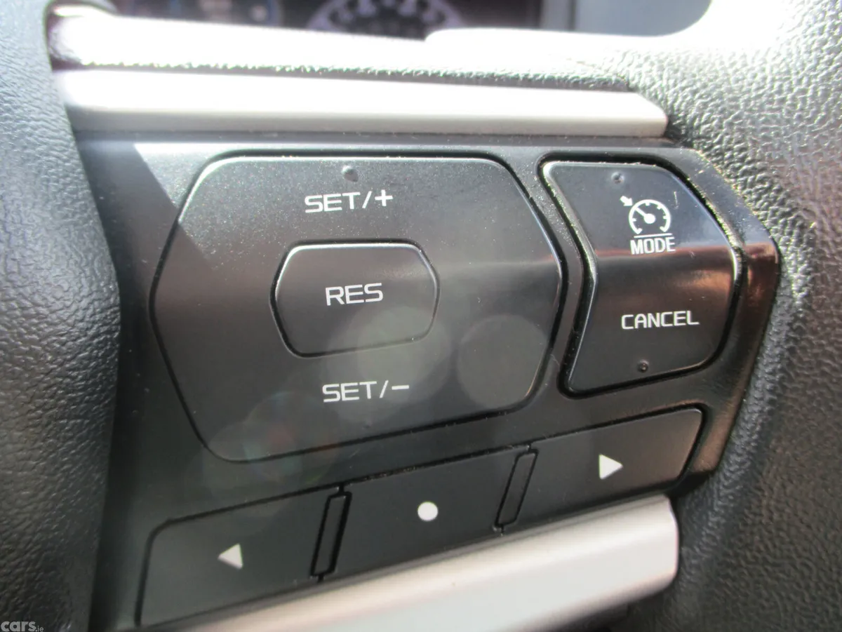 Isuzu D-Max Pick Up, Diesel, 2022, Grey