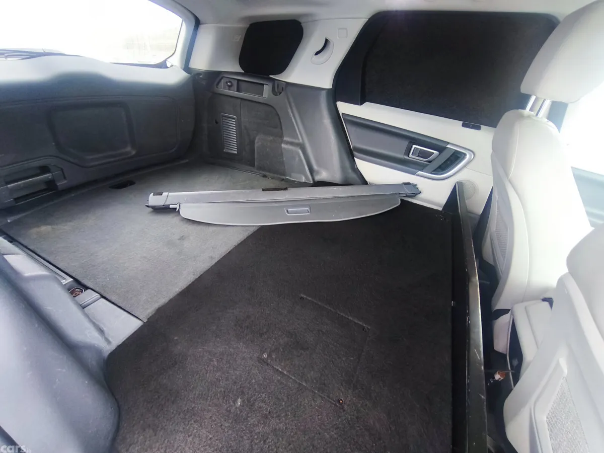 Land Rover Discovery Sport SUV, Diesel, 2019, Black