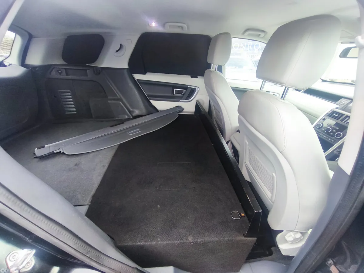 Land Rover Discovery Sport SUV, Diesel, 2019, Black